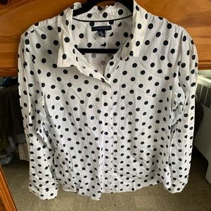 Never worn Tommy Hilfiger top.